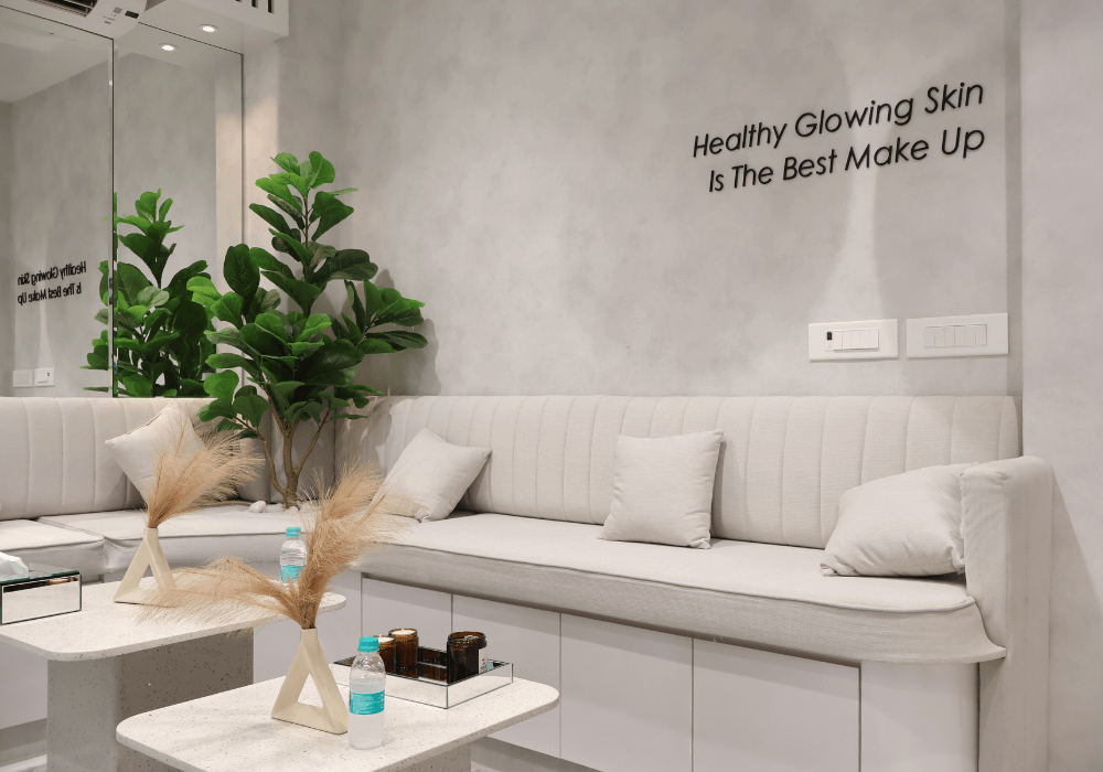 Mediglo - Best Skin Aesthetics, Wellness, and Longevity Clinic 2 Homepage About Image