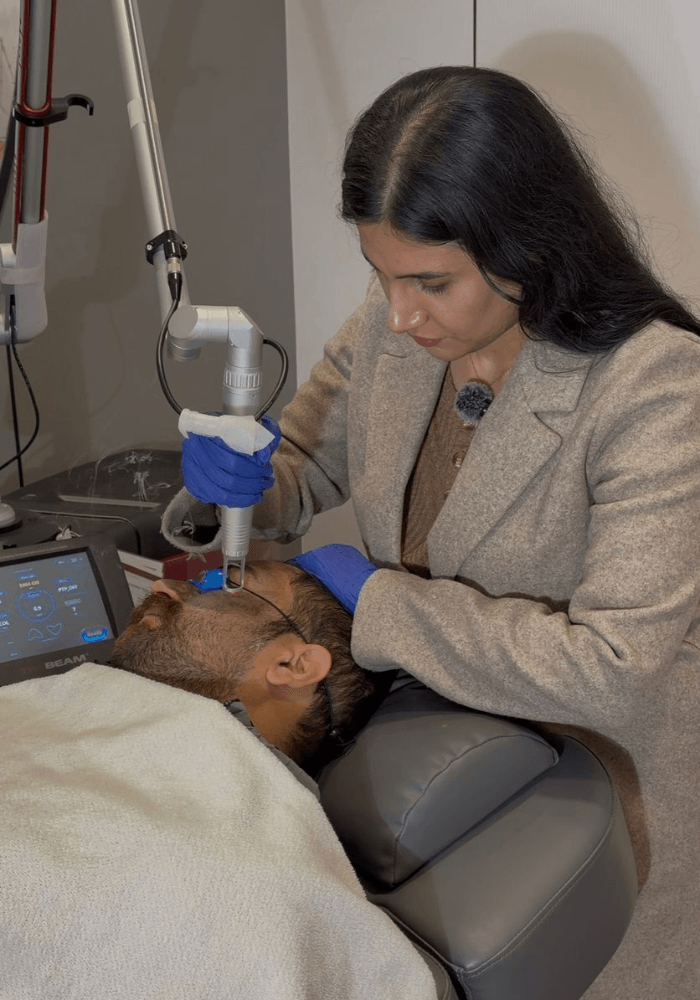 Hollywood Carbon Peel